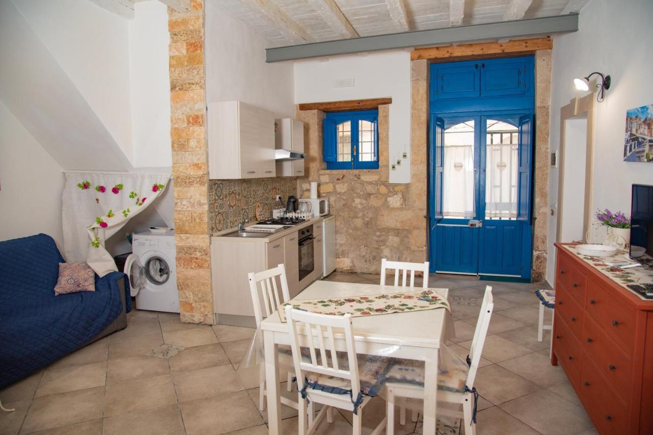 Tiche 200m From Sea - Happy Syracuse